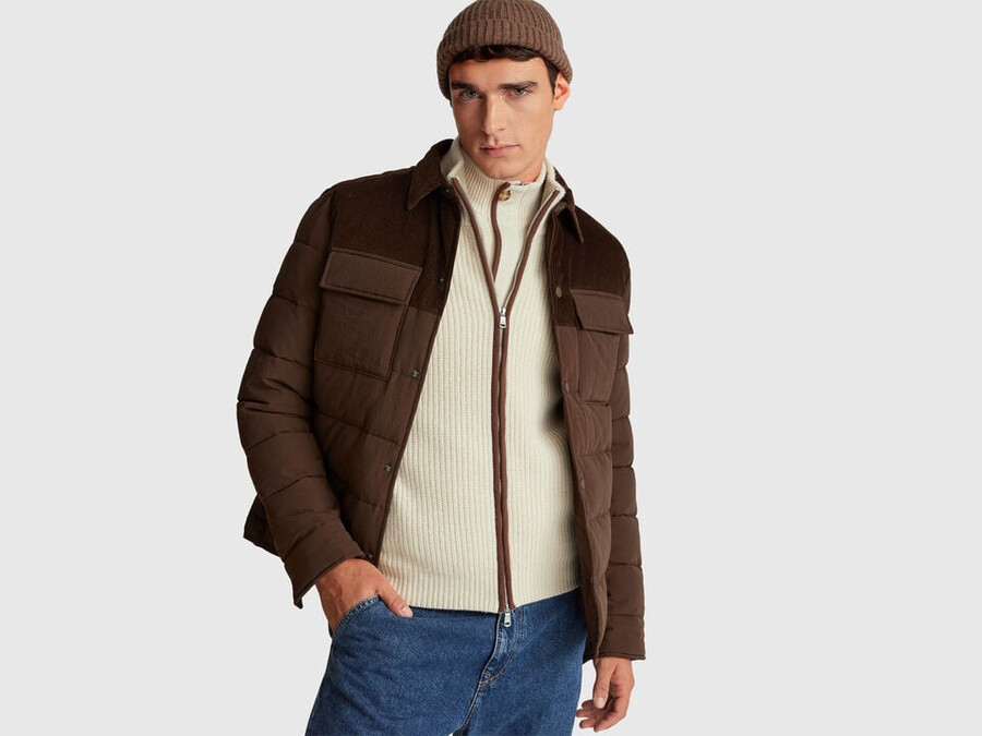 chaqueta de pana y nailon