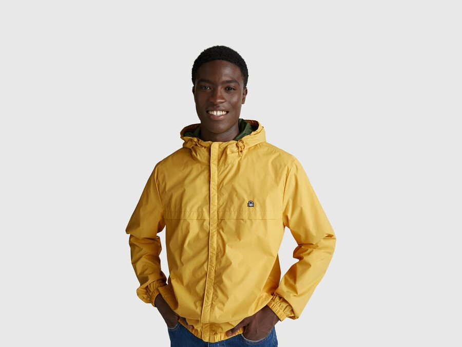 chaqueta rain defender con capucha