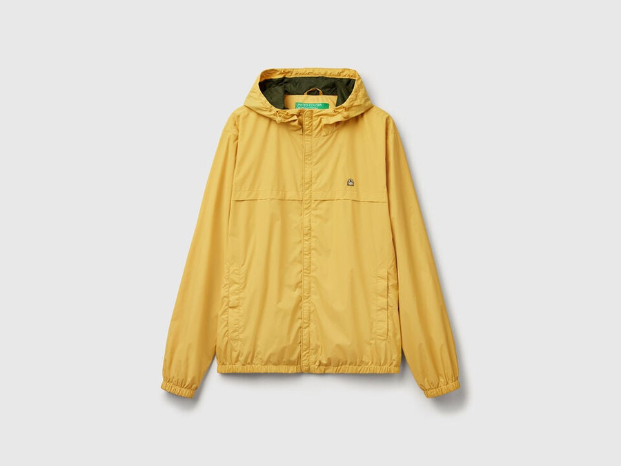 chaqueta rain defender con capucha