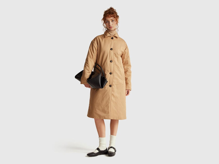 chaqueta larga con acolchado ligero