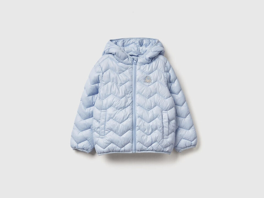chaqueta acolchada con capucha