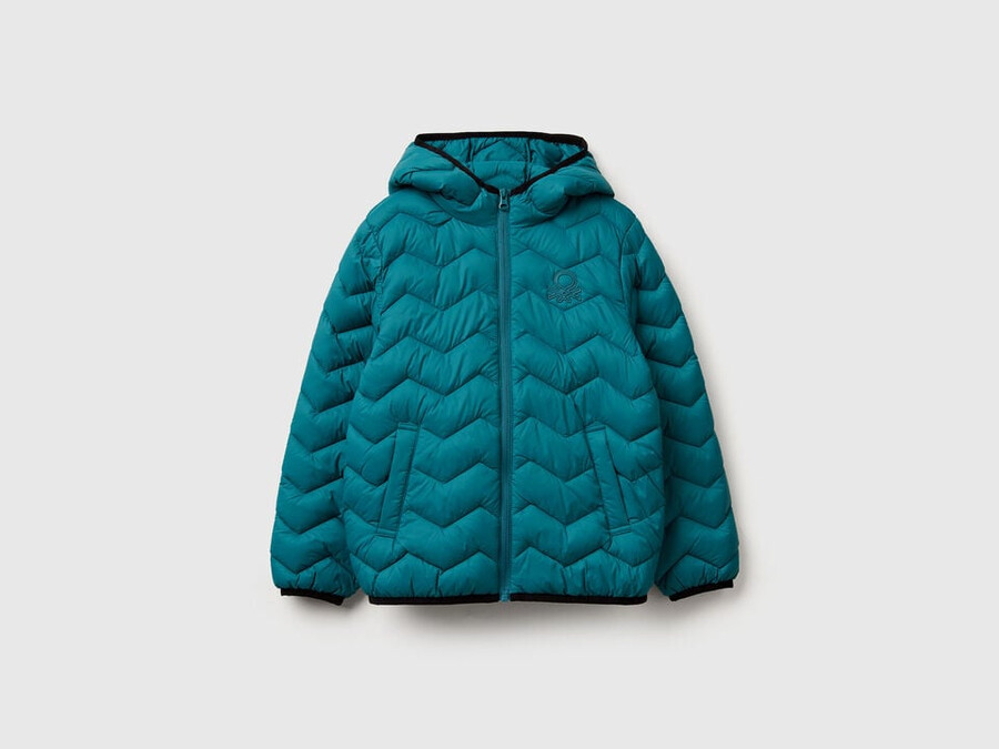 chaqueta acolchada con capucha