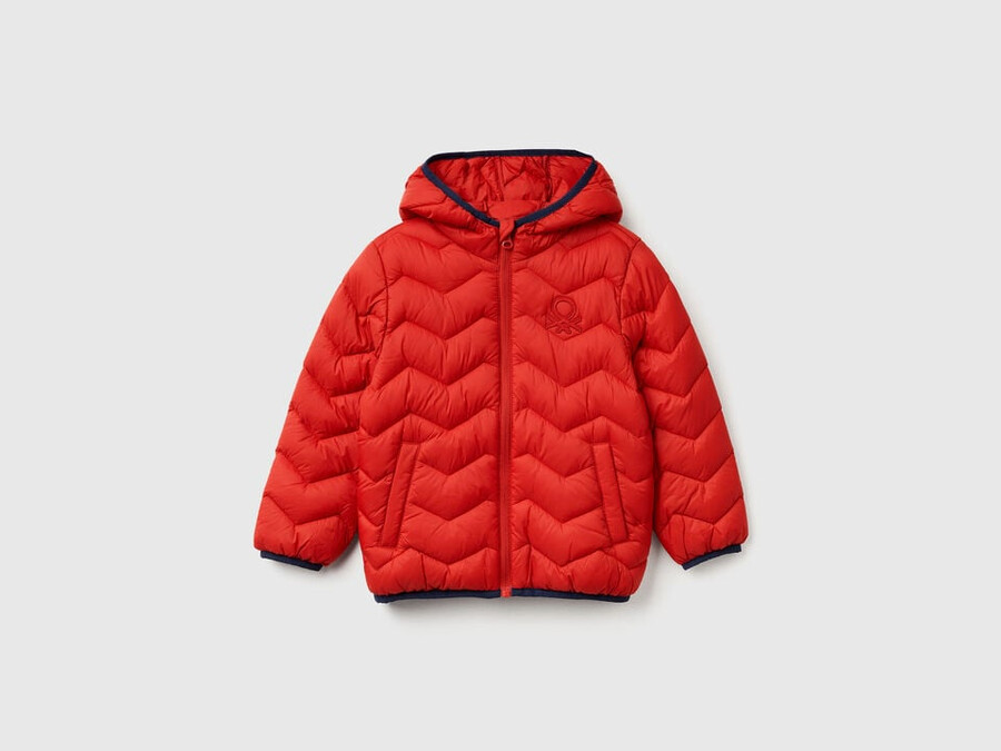 chaqueta acolchada con capucha