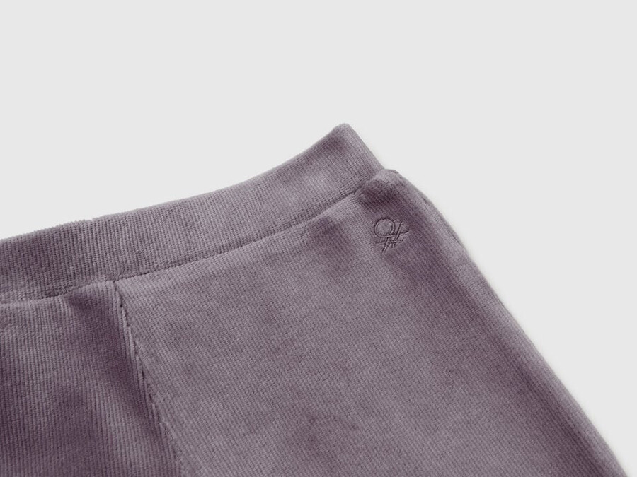 pantalones anchos de chenilla