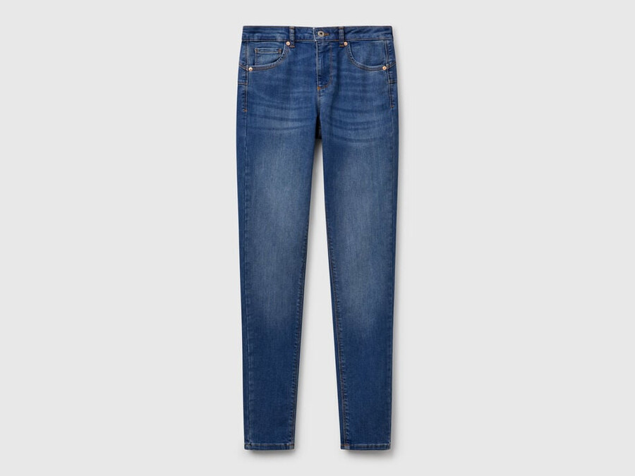 vaqueros ajustados y push up